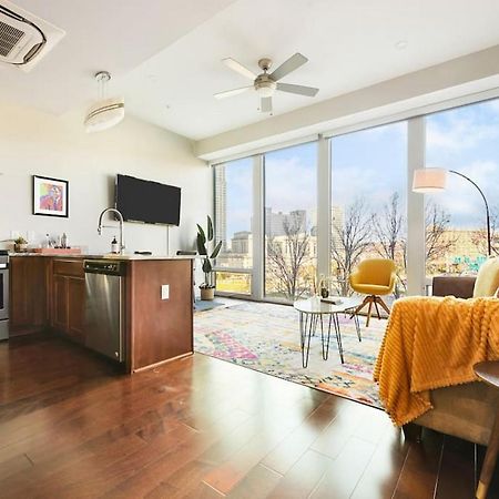 Hostwise Stays - The Washington At Chatham - Free Parking, Private Gym, Skyline Views! Pittsburgh Bagian luar foto