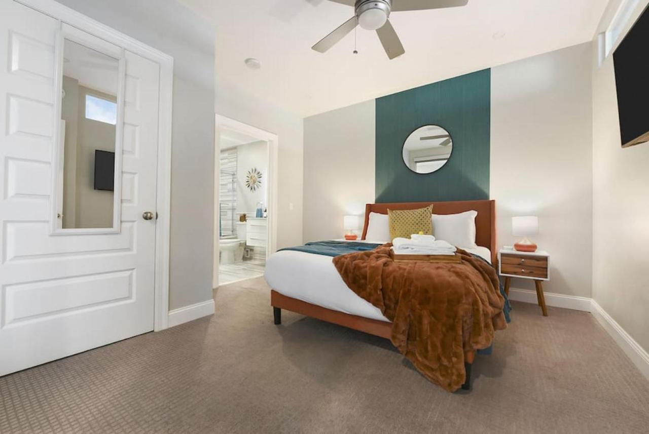 Hostwise Stays - The Washington At Chatham - Free Parking, Private Gym, Skyline Views! Pittsburgh Bagian luar foto